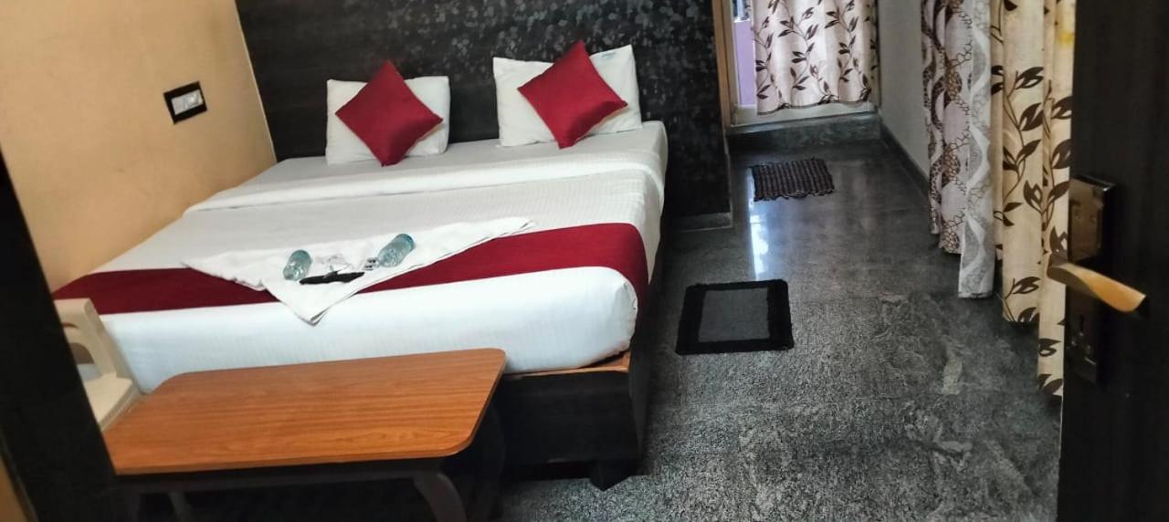 Dolphin Resort Yelagiri Bagian luar foto