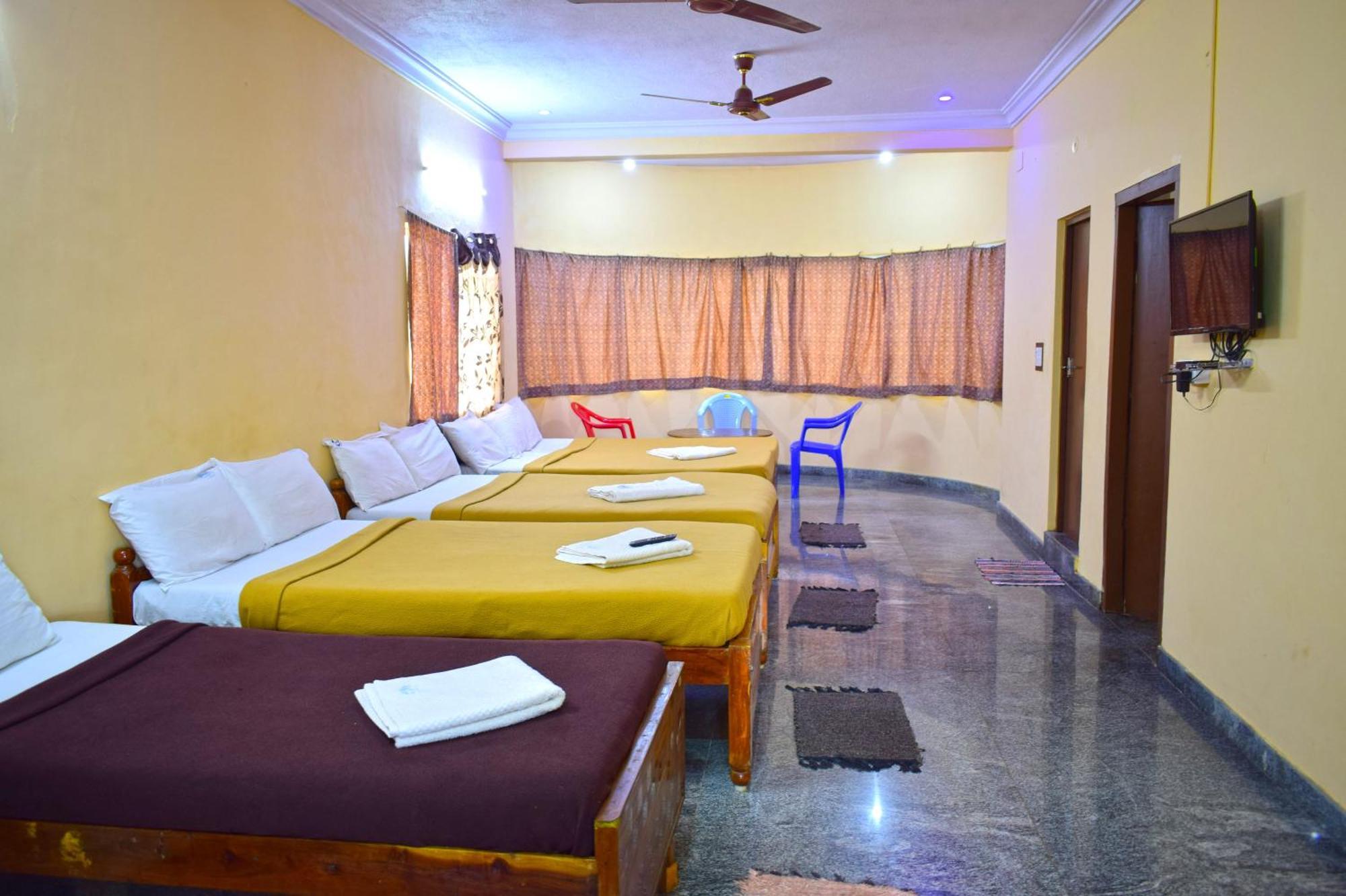 Dolphin Resort Yelagiri Bagian luar foto