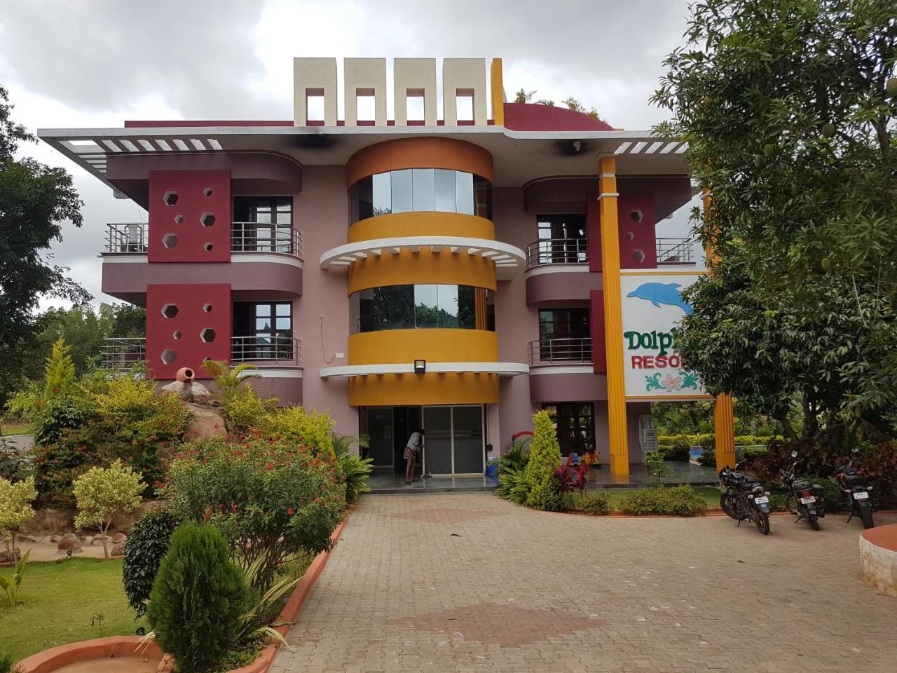 Dolphin Resort Yelagiri Bagian luar foto
