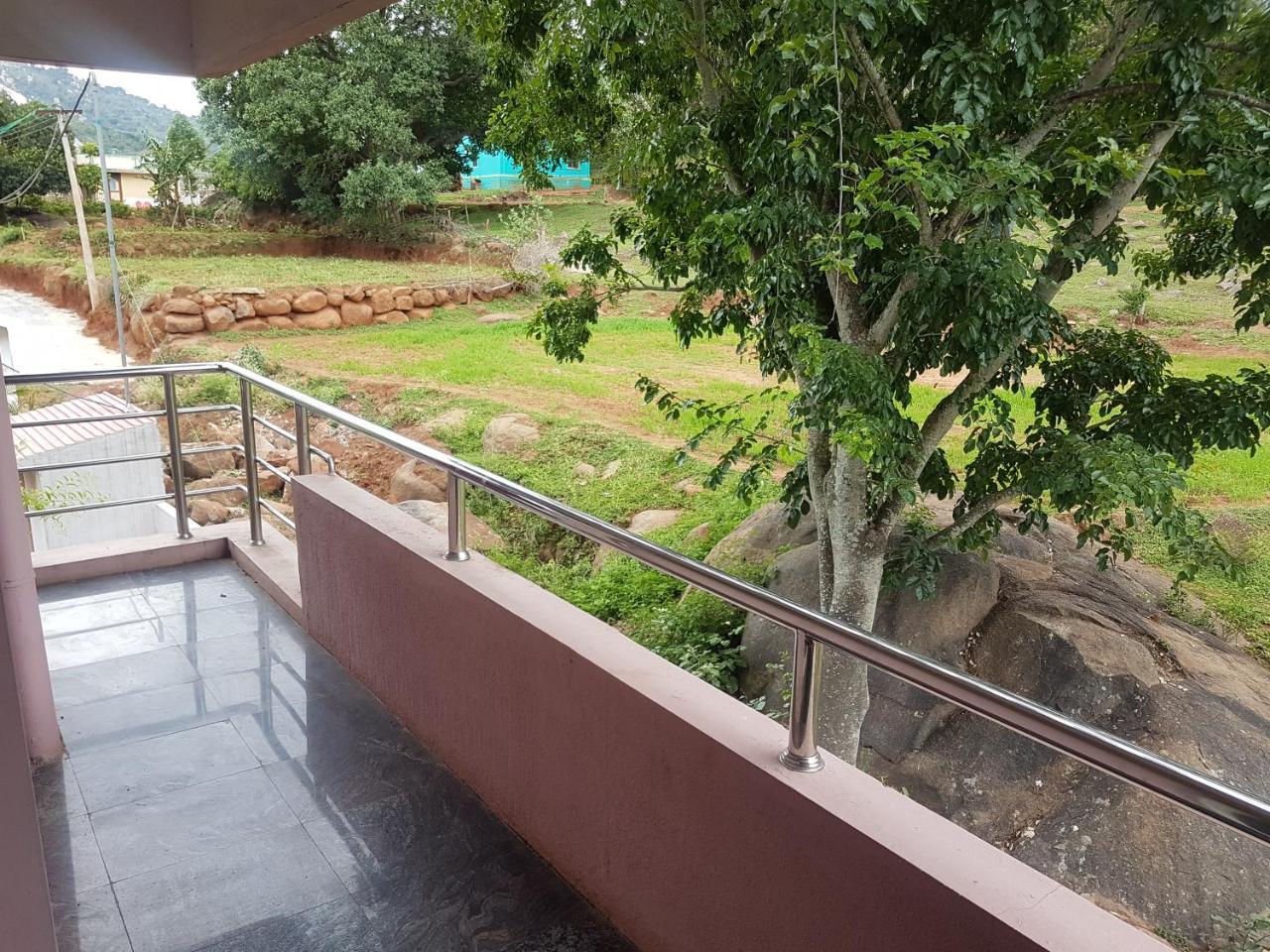 Dolphin Resort Yelagiri Bagian luar foto