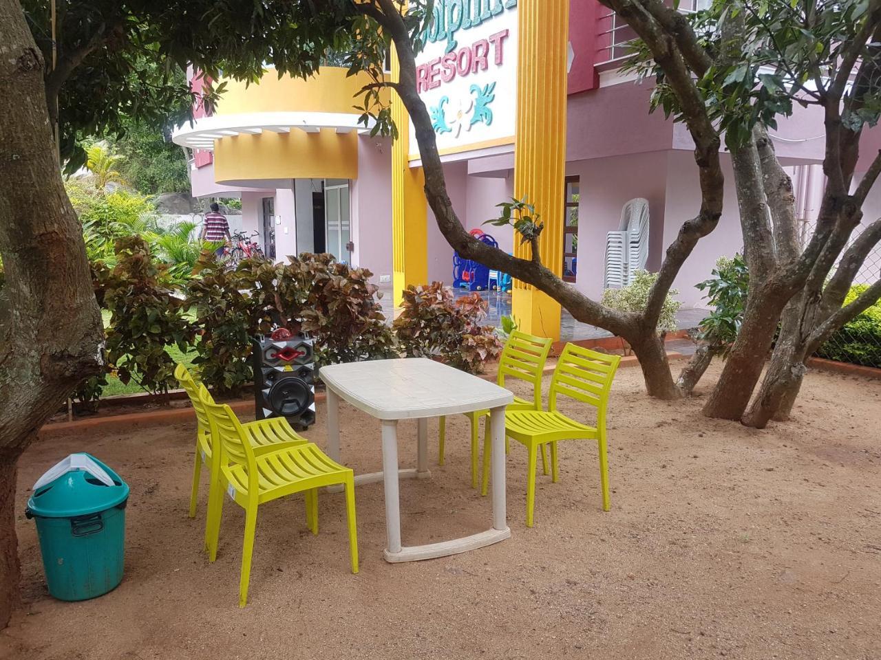 Dolphin Resort Yelagiri Bagian luar foto